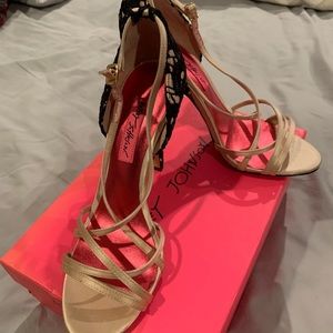 Ankle strap open toe stilettos with lace detailing